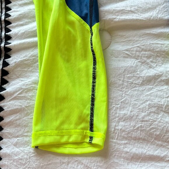 Fabletics PowerHold High-Waisted 7/8 Leggings Women’s Size Medium - Picture 6 of 10